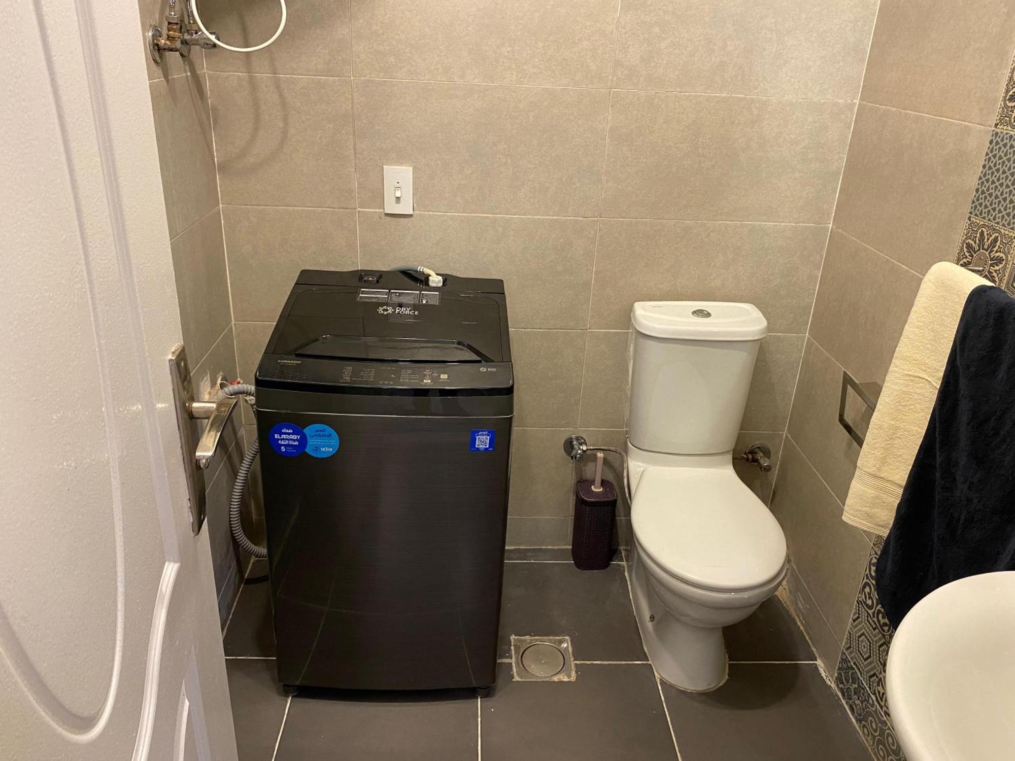 Sunny Haven 1br Near Airport Apartmán